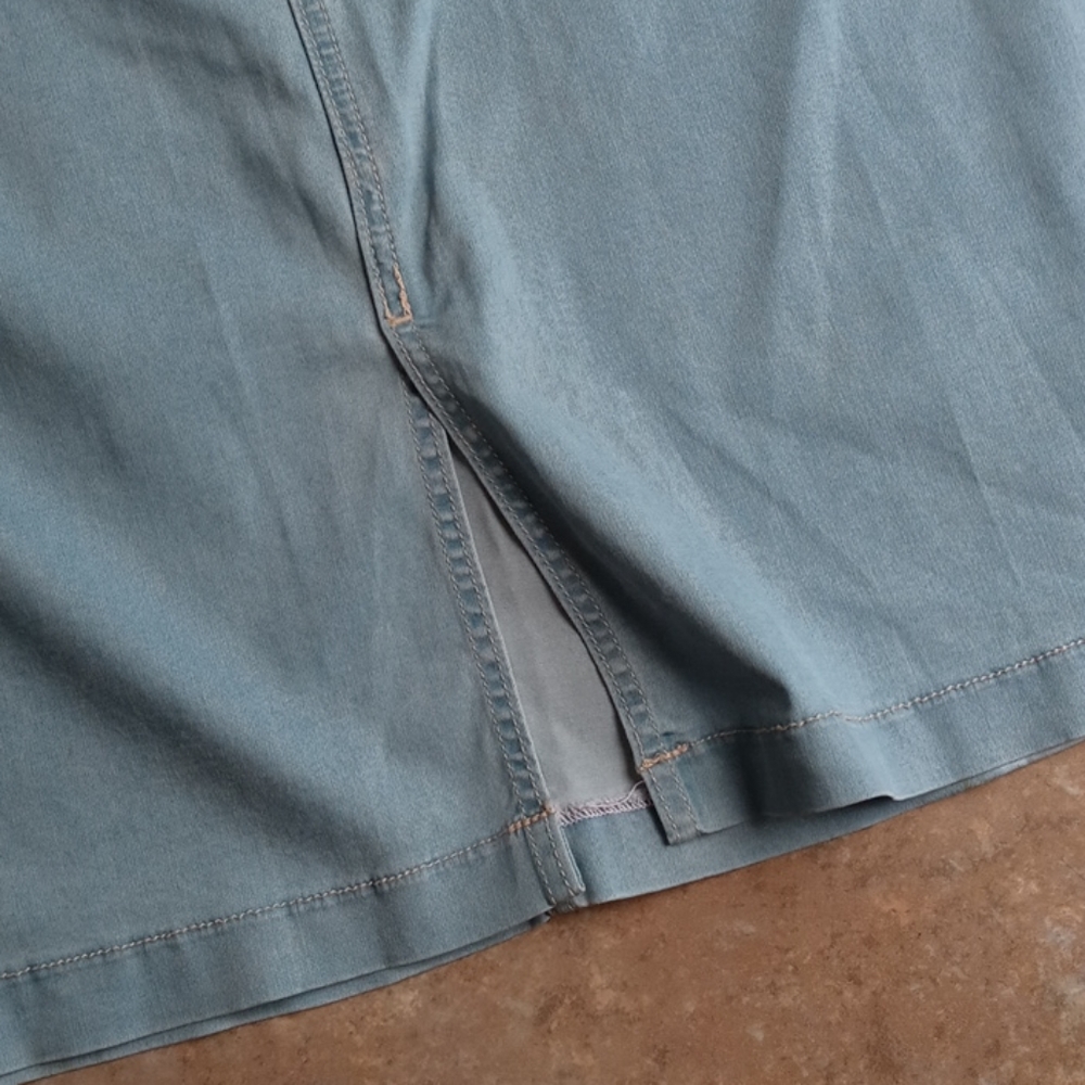 Skirt - Picture 3 of 4